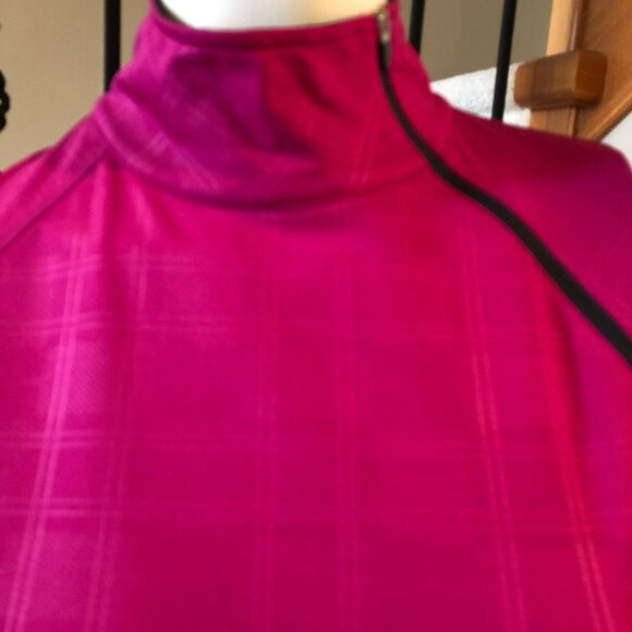 Running Room FIT-WEAR Athletic Long Sleeve High Zip Collared Top Pink Sz S NWOT - Picture 6 of 8